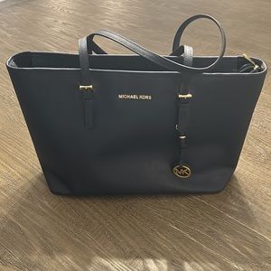 Michael Kors Large Jet Set Tote